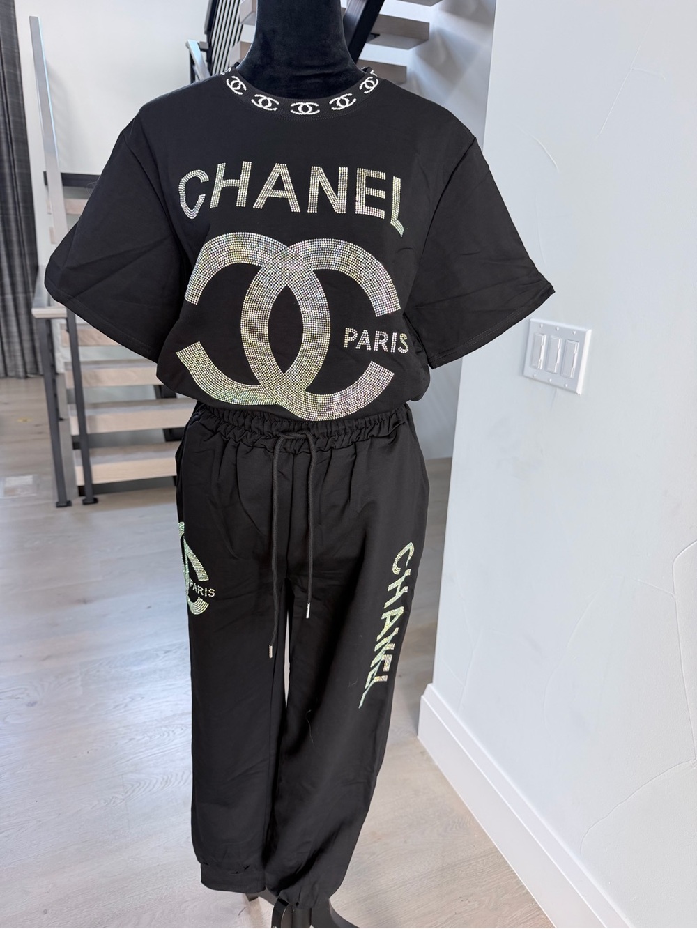 Black Logo Track Joggers and oversized tshirt size pantsuit tracksuit size M - Picture 3 of 10